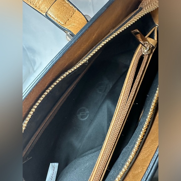 Mellow World Vegan Leather Handbag - Picture 9 of 16